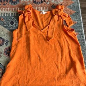 Blousey tank with bows